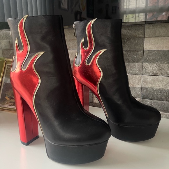 Rock n roll platform heels - Picture 3 of 3